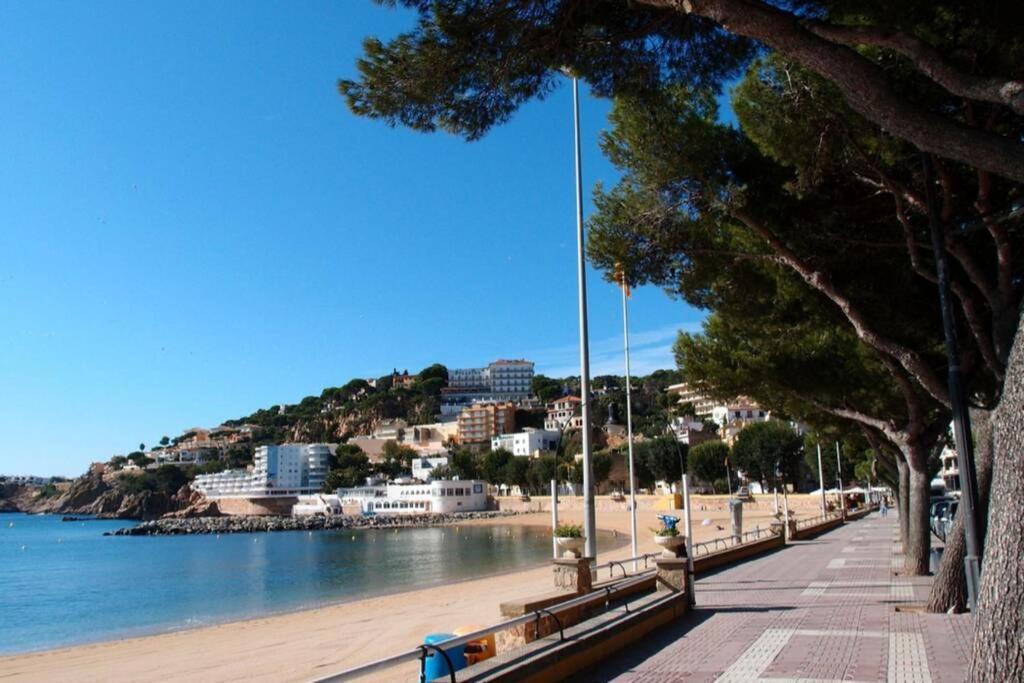 Nuevo Apartamento Moderno Elisa - A 80 Metros De La Playa Para 5 Personas Sant Feliu de Guíxols Exterior photo